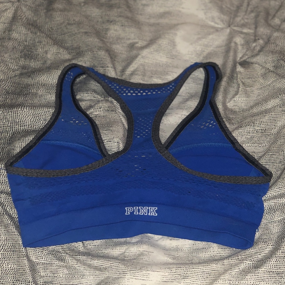 Victoria’s Secret Pink sports bra
